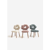 <a href="https://www.galeriegosserez.com/artistes/donnersberg-emma.html">Emma Donnersberg</a> - Cloud Chair Stratus - Chêne/Ava